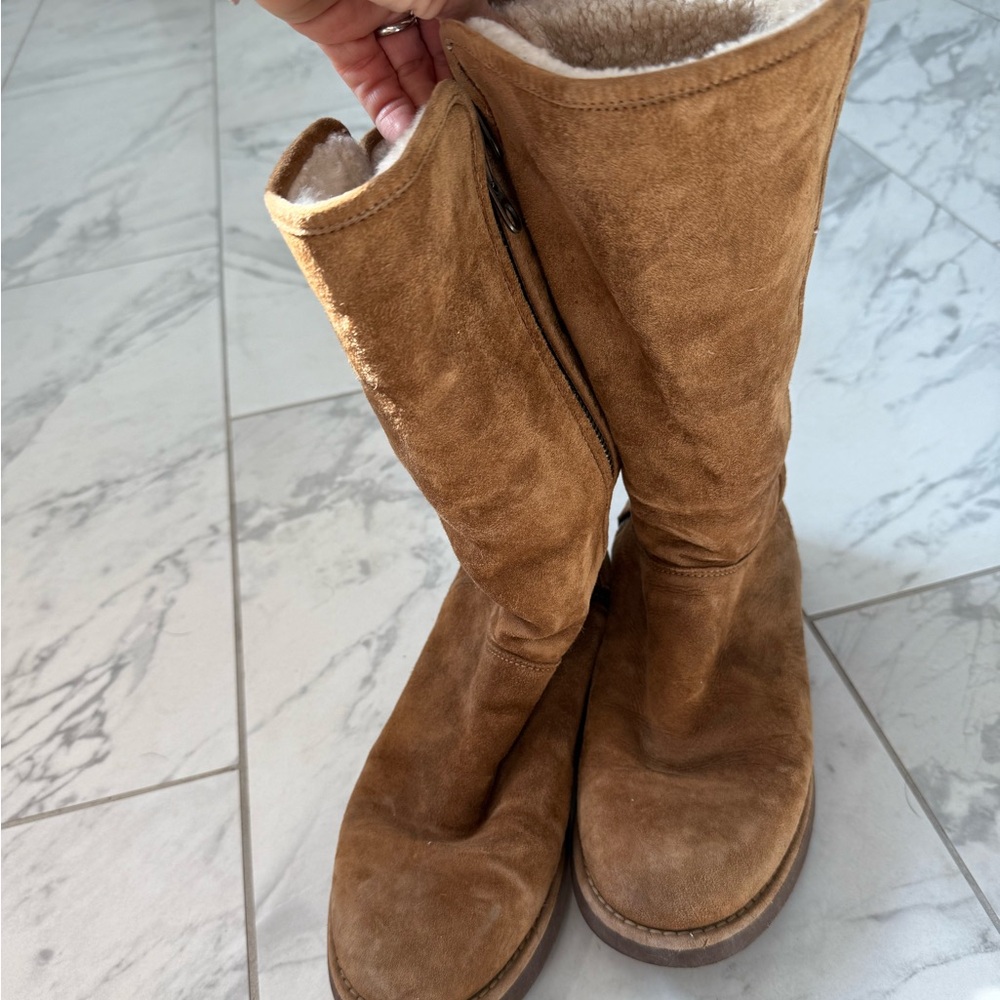 Tall ugg boots